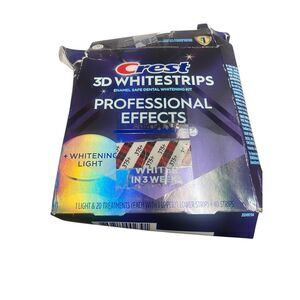 Crest 3D Whitestrips Professional Effects + Whitening Light 40 Strips Damaged Bo